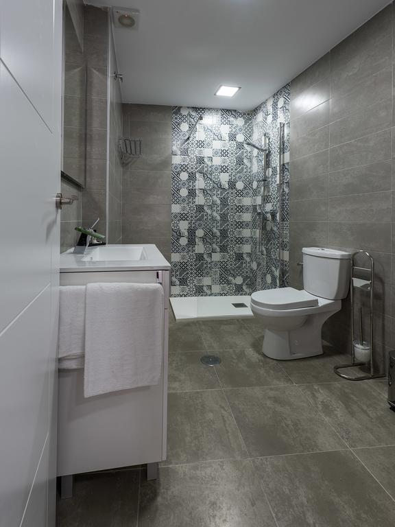 Apartamentos Turisticos Domus Seleqtia Plaza Mayor Caceres Luaran gambar
